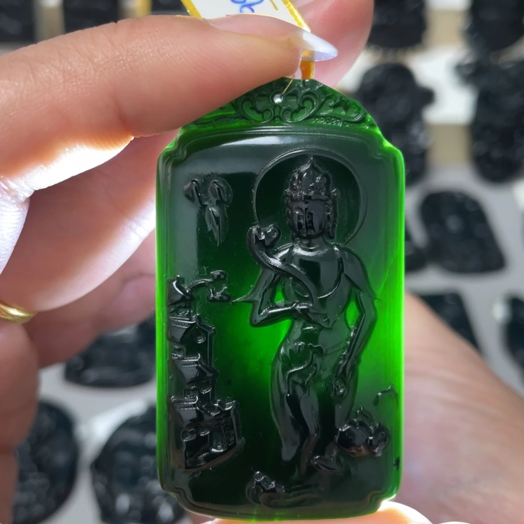 未镶嵌蛇纹石玉吊坠