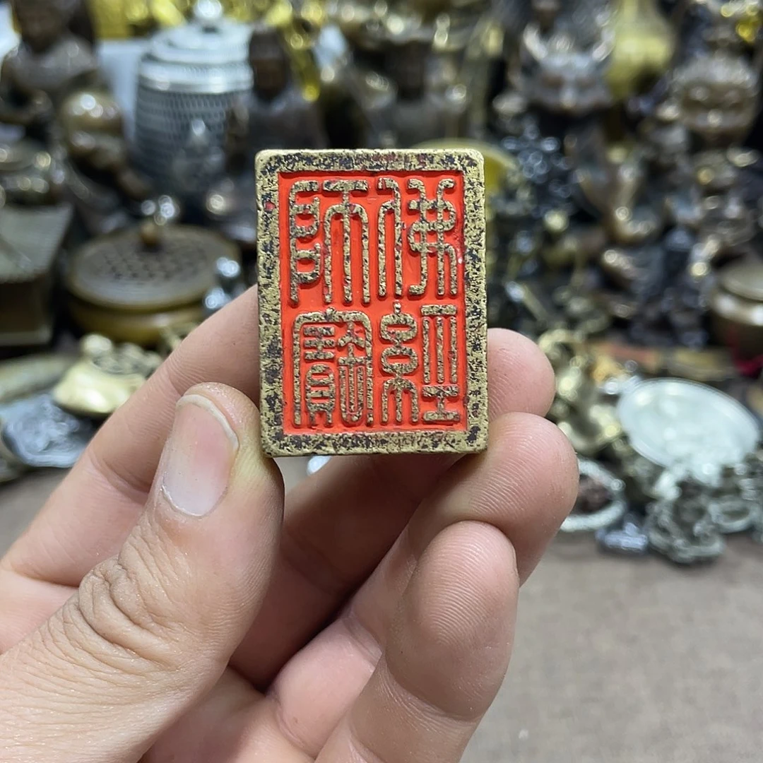 胡****》黄铜材质精品摆件