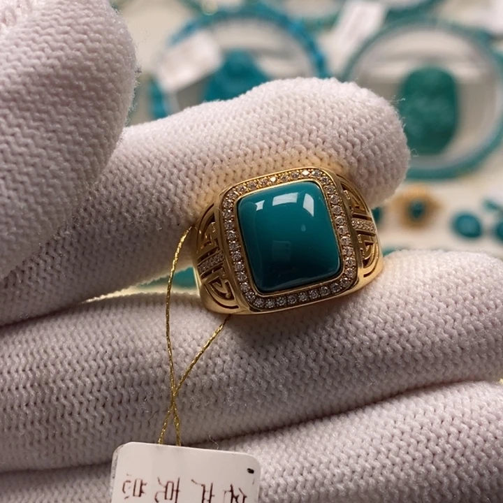 绿松石珠宝奇石18K金镶嵌