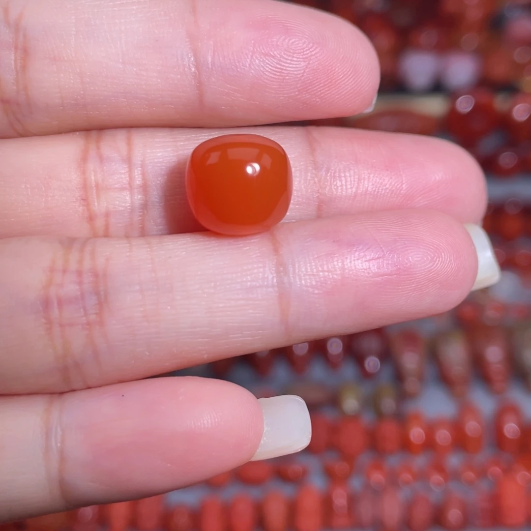 晴***李南红玛瑙未镶嵌老型