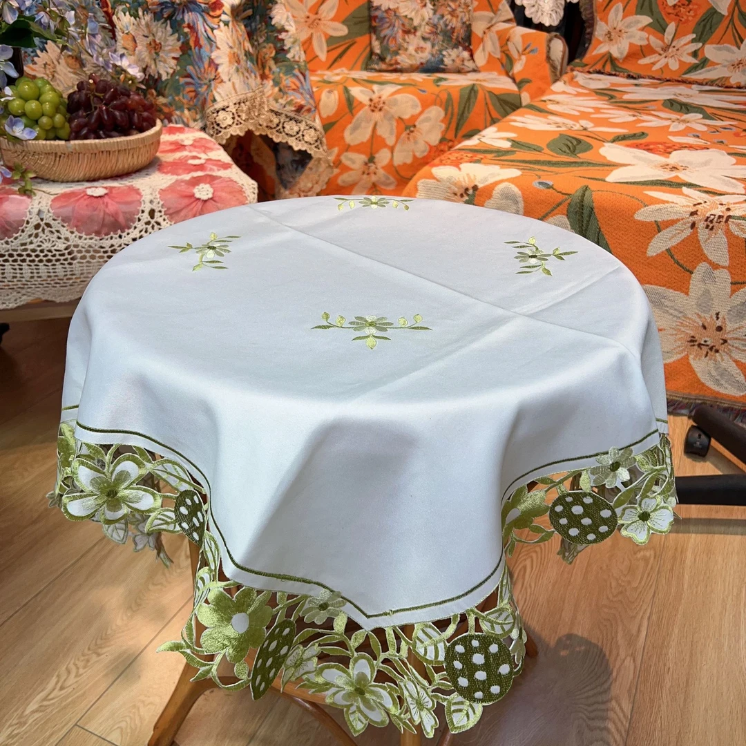 A20-1  贡缎 （85*85cm)镂空小绿花桌布盖巾