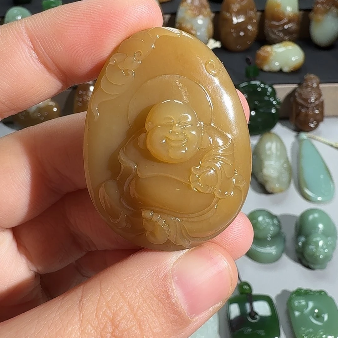 和田玉未镶嵌颈饰