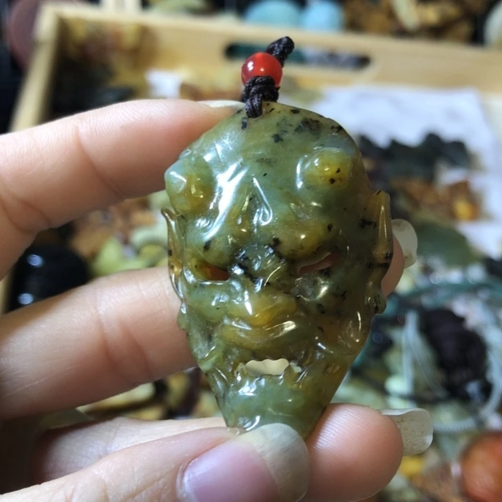 岫玉未镶嵌岫玉挂件