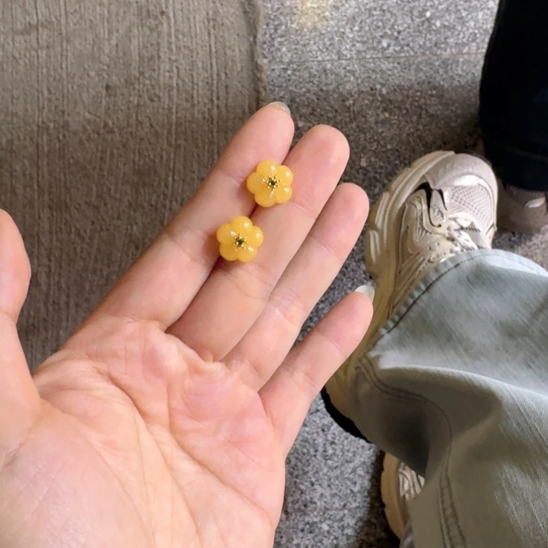 兰***兰蜜蜡银S925镶嵌耳饰蜜蜡