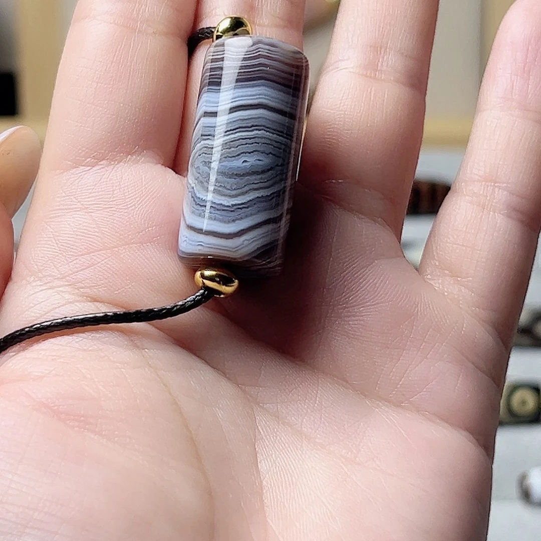 A***s玛瑙/玉髓颈饰未镶嵌