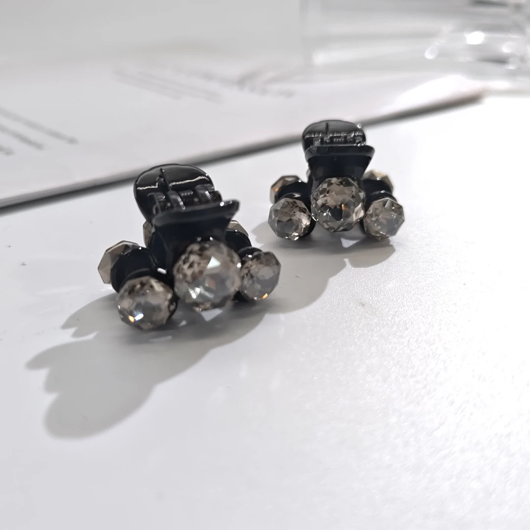 F13闪闪三灰圆锆气质小发夹