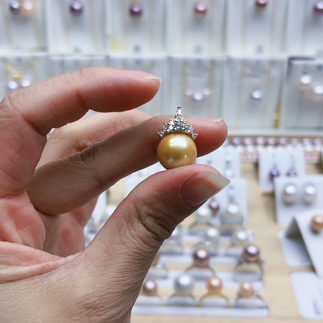 淡水珍珠颈饰合金