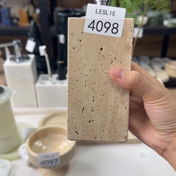 Yy4098。。。。。。。。爱