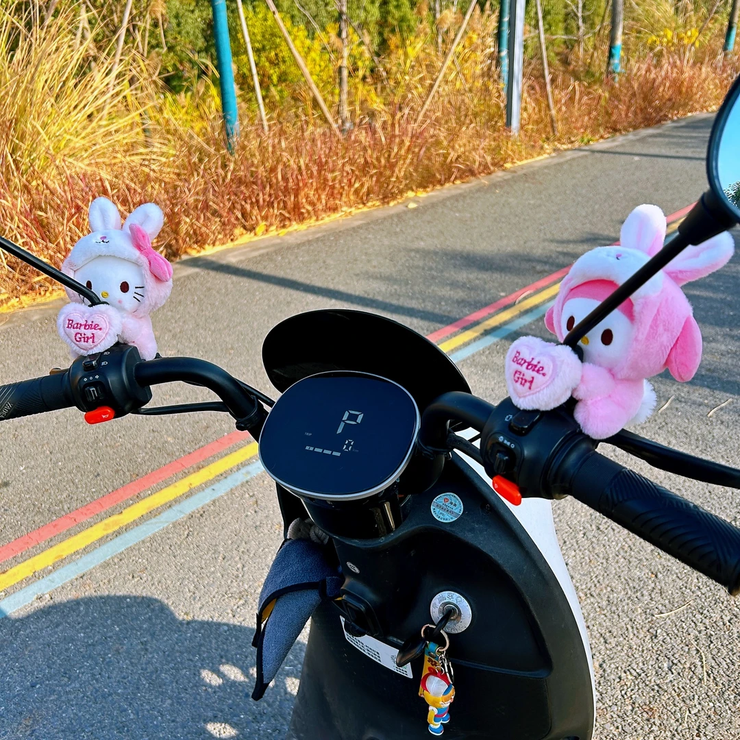 【防丢款】KT猫公仔电动车装饰后视镜摩托车玩偶挂件可爱卡通毛绒