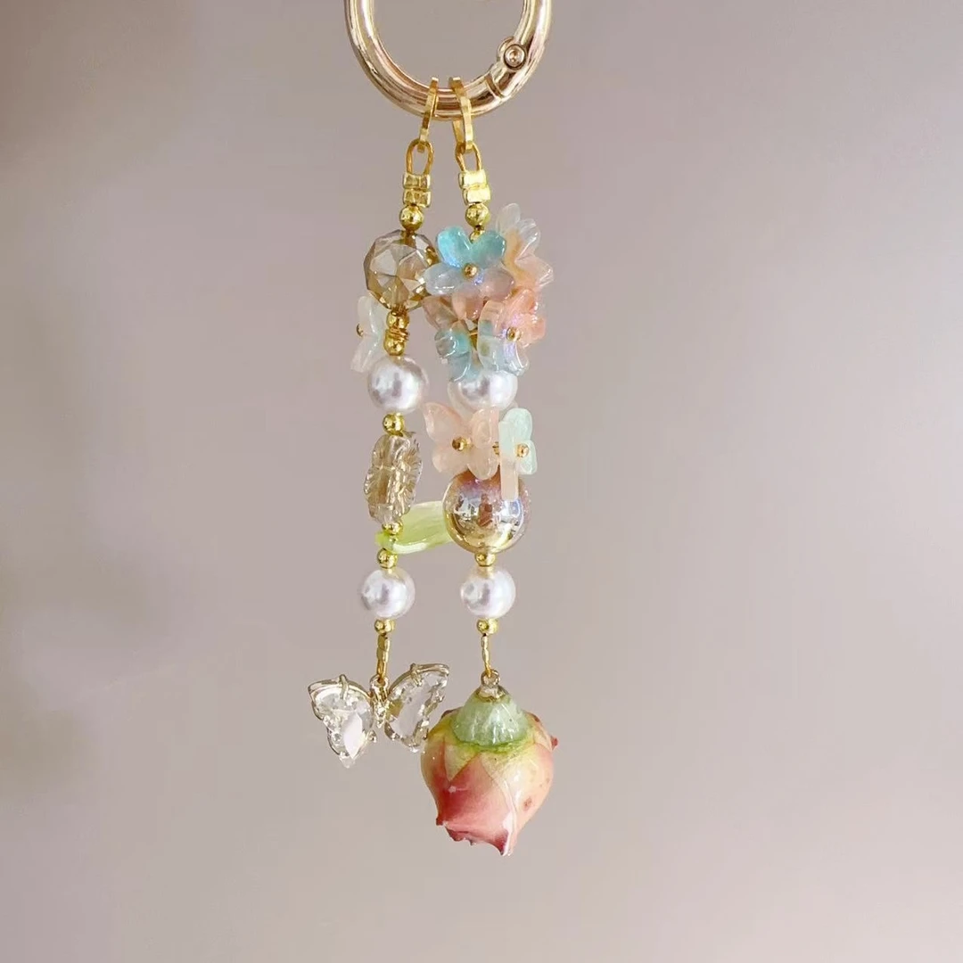 399干花小吊坠手机挂件短款可爱少女创意彩色ins蝴蝶挂饰