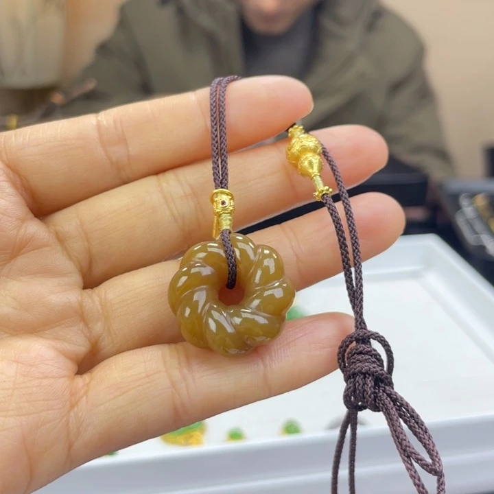 和田玉银S925镶嵌颈饰