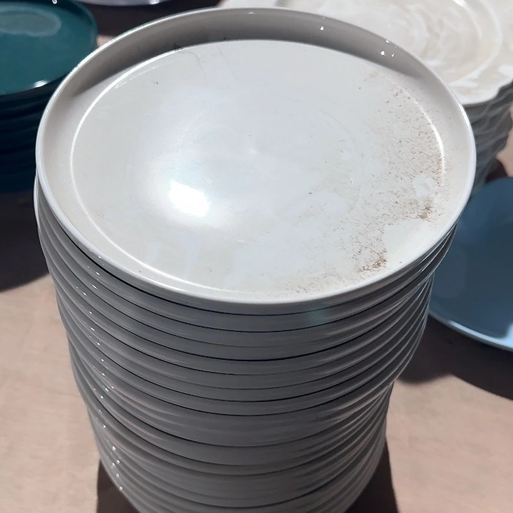 瓷8 英寸 纯白盘子 4 个