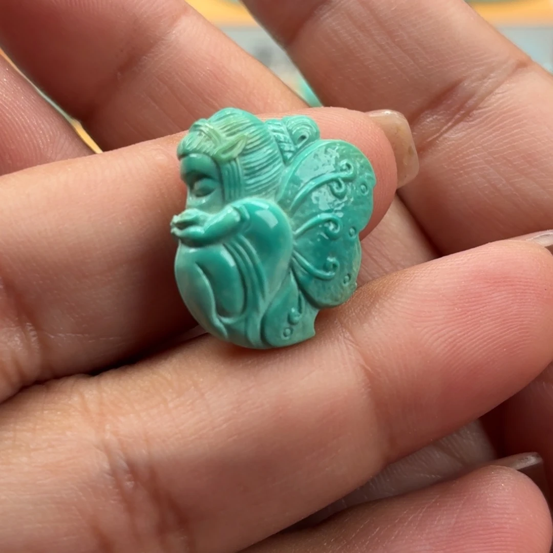 绿松石未镶嵌珠宝奇石