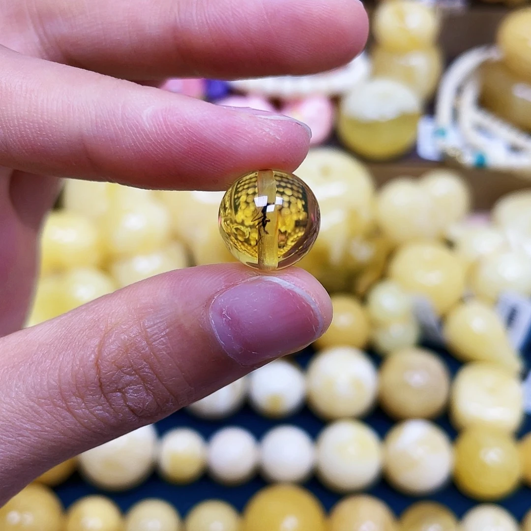 未镶嵌蜜蜡裸石12.5mm.圆珠.瑕.虫珀