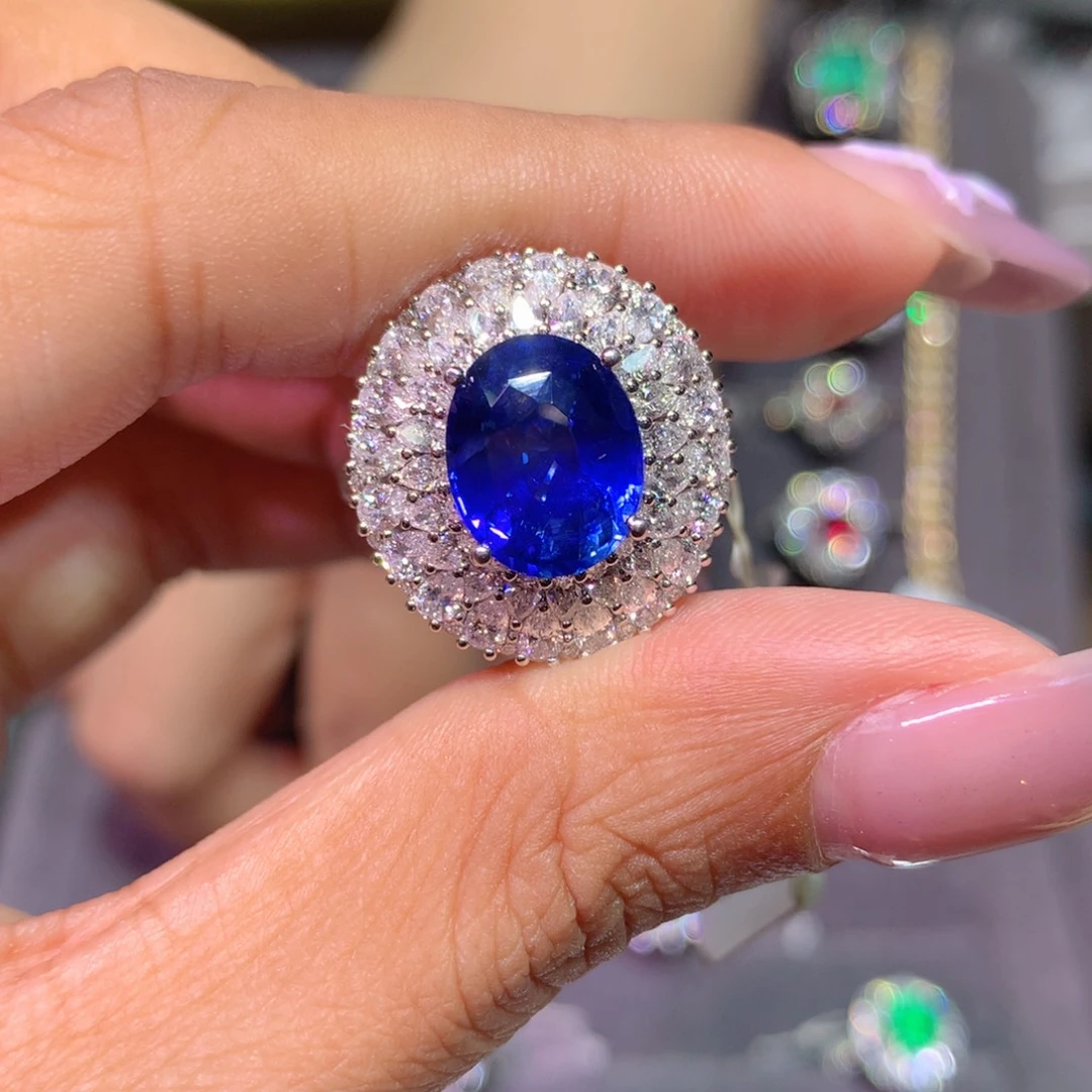 戒指蓝宝石18K金镶嵌5.0ct