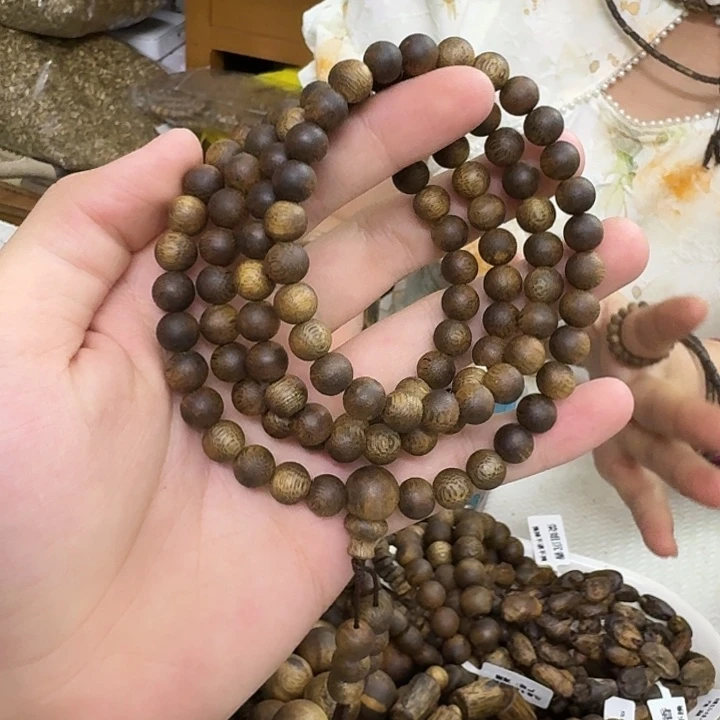 手串沉香乌身 99 沉多圈 0.8-27 克多样性发一串