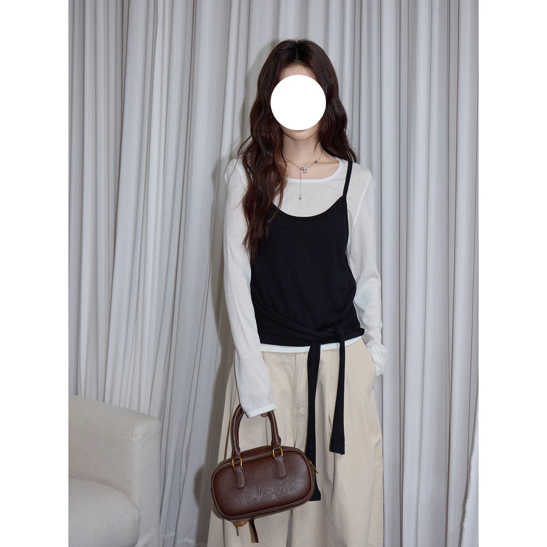 吵吵家韩系设计感黑白针织衫女2025秋休闲气质修身长袖打底上衣