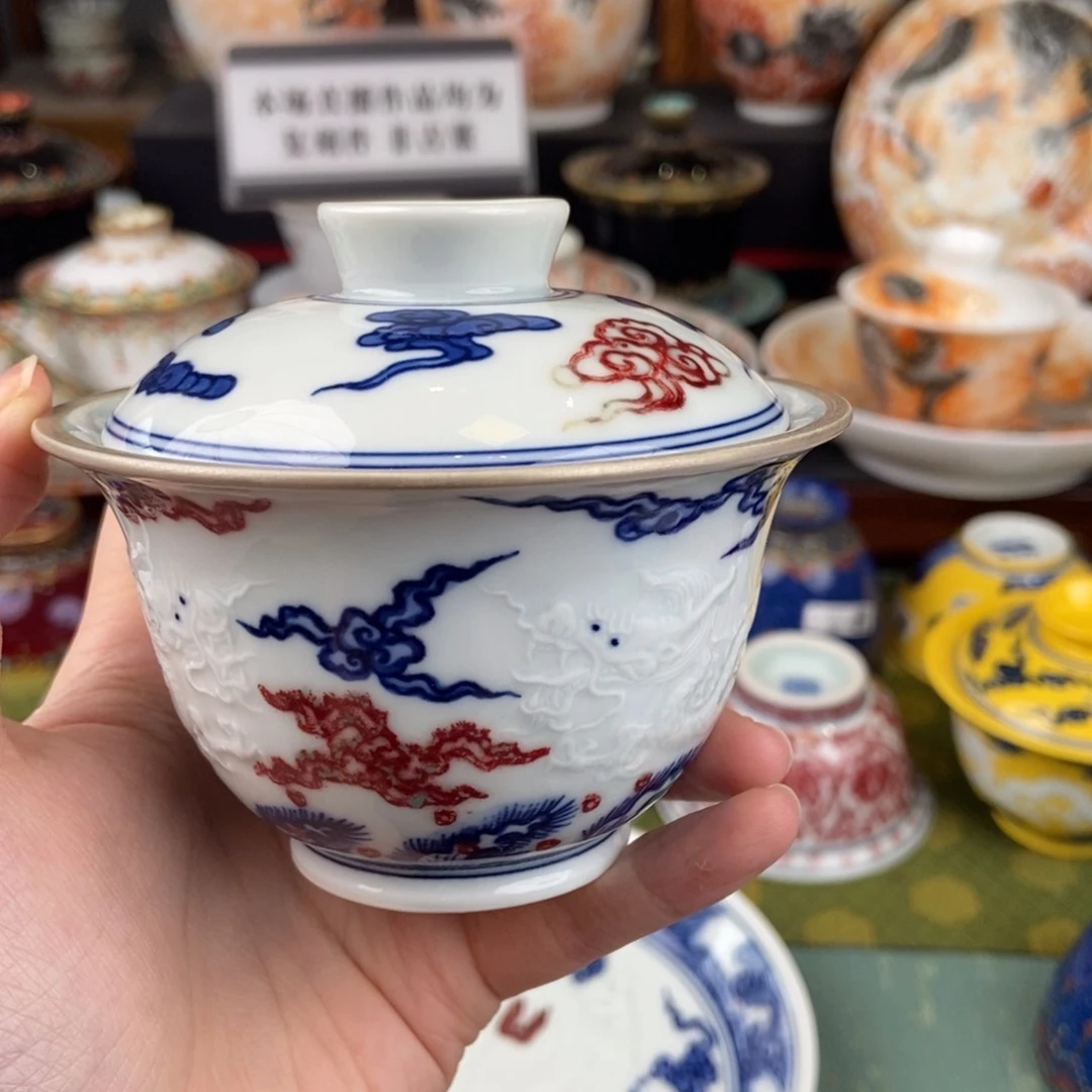 陶瓷的设计师是一个人的