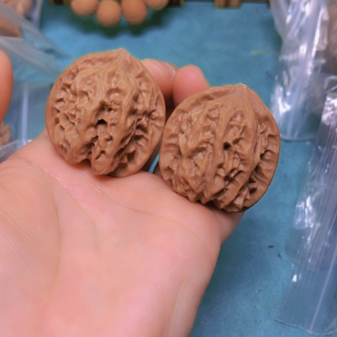 【闪购商品】摆件核桃36磐石修尖