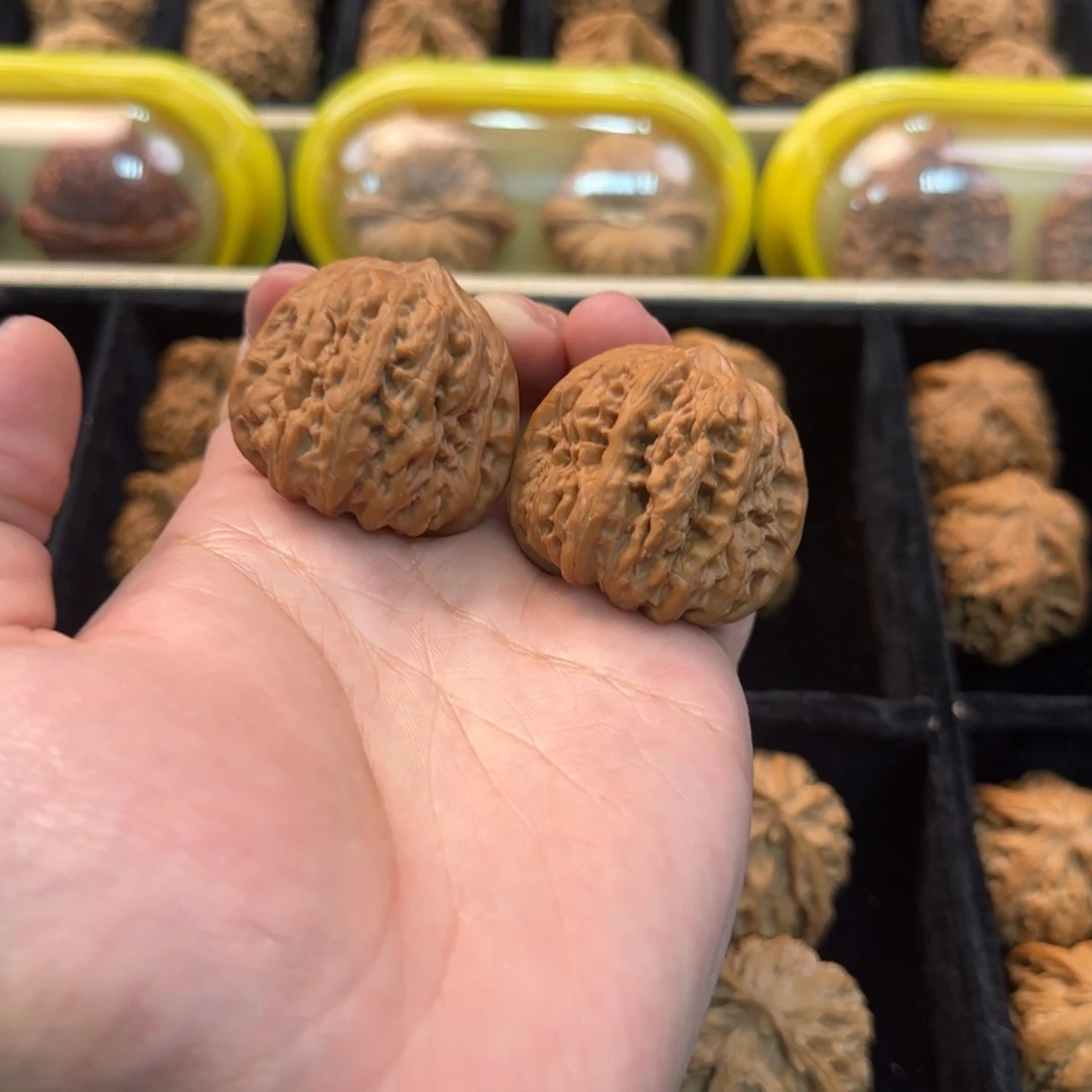 吊坠文玩核桃凹底40