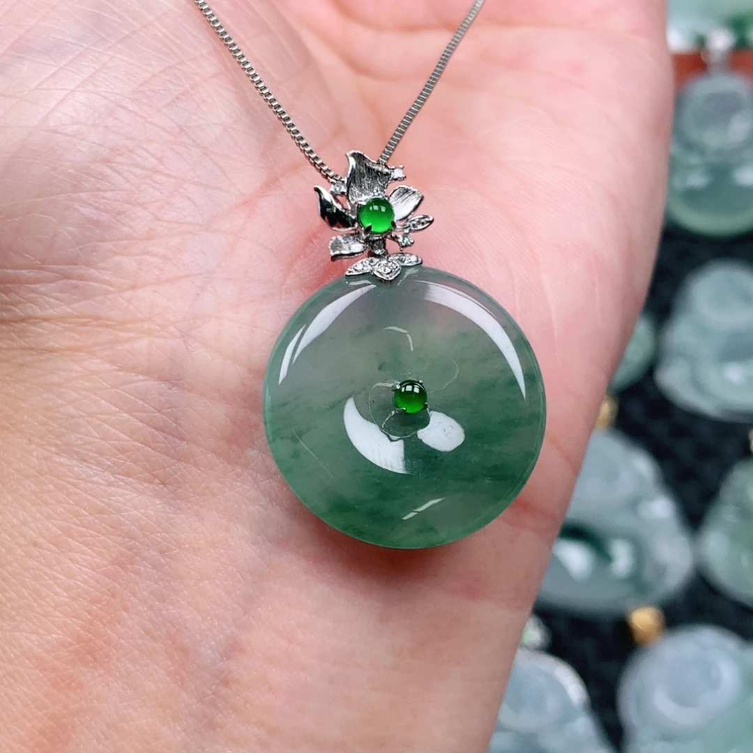 翡翠吊坠(不含链)18K金镶嵌