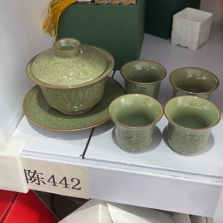 福利待遇多多哦哦