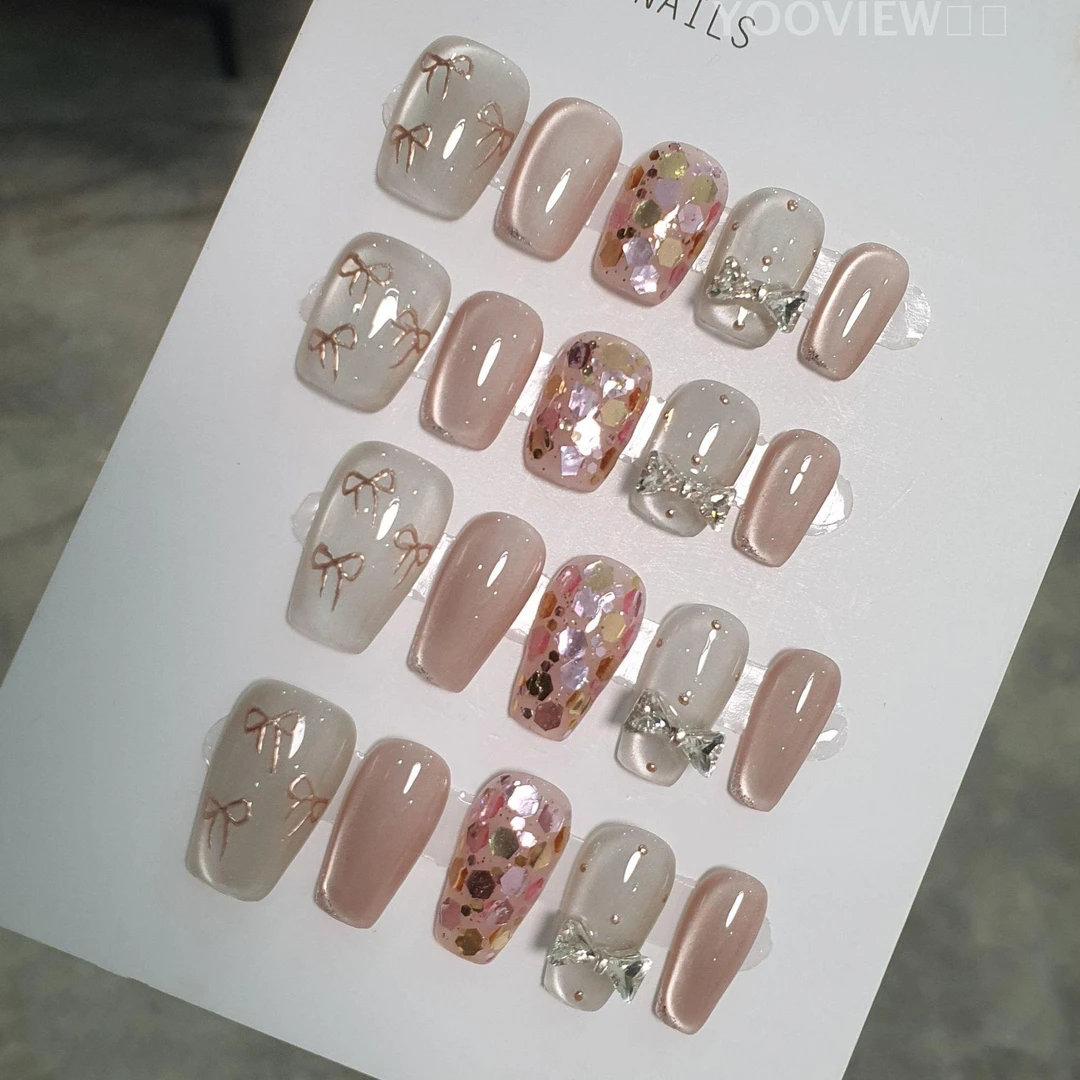 高级感穿戴甲片手工穿戴甲玫瑰金结波点光疗甲时尚爆款假指甲