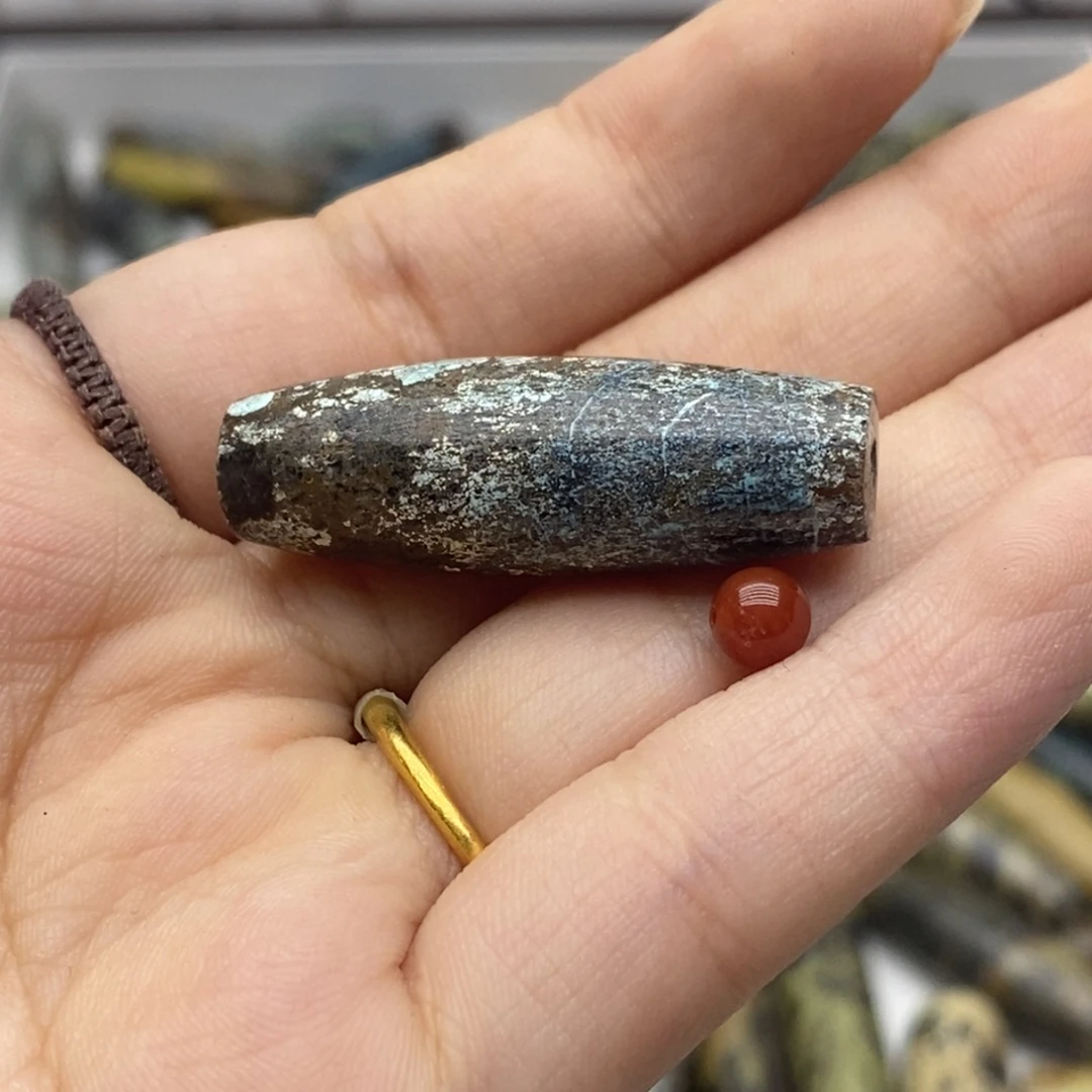 南红玛瑙未镶嵌珠宝奇石