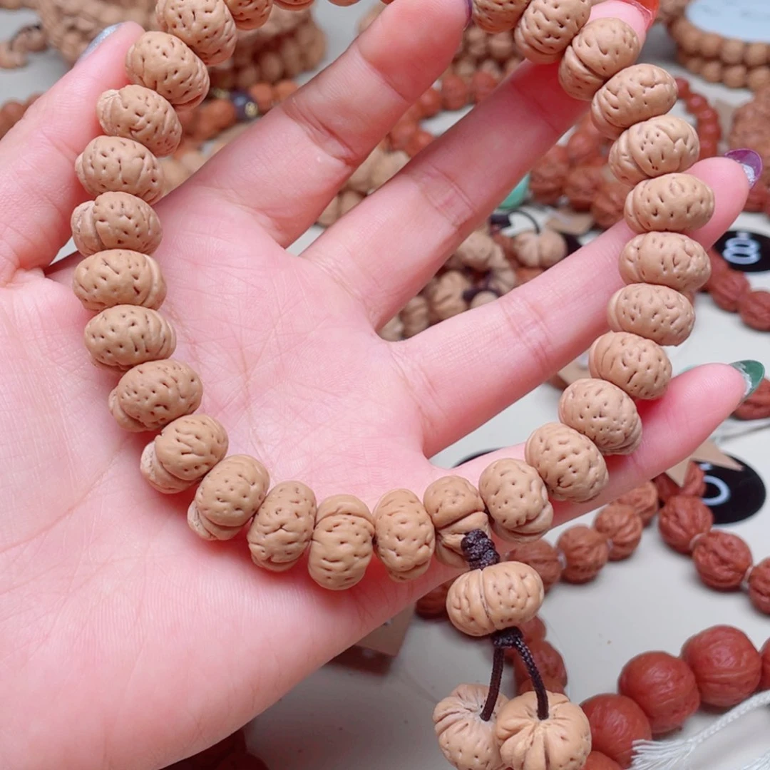 杨***7文玩核桃吊坠蟠桃