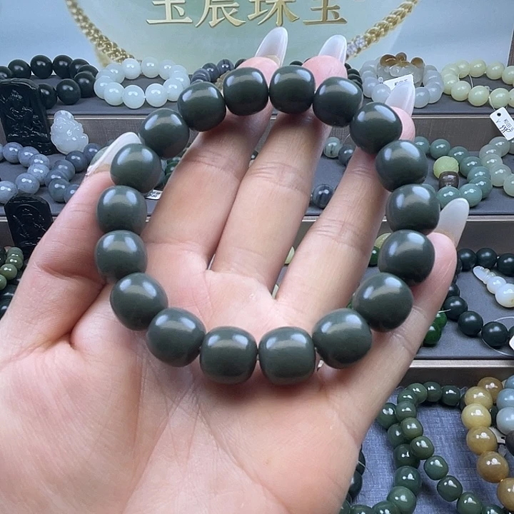 和田玉未镶嵌手链
