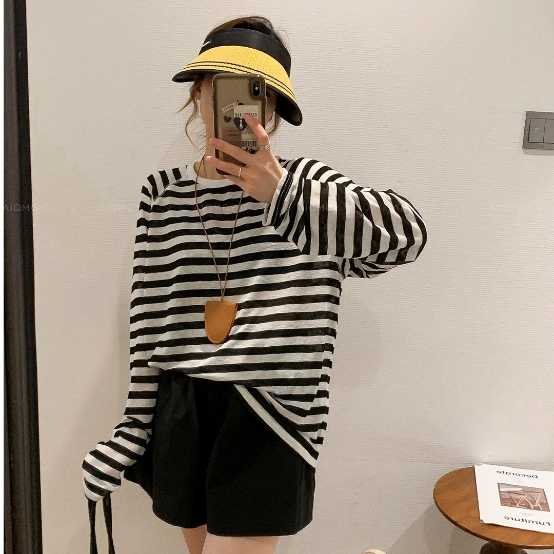 春夏季舒适宽松轻薄条纹长袖新款打底衫T恤女设计感防晒罩衫上衣