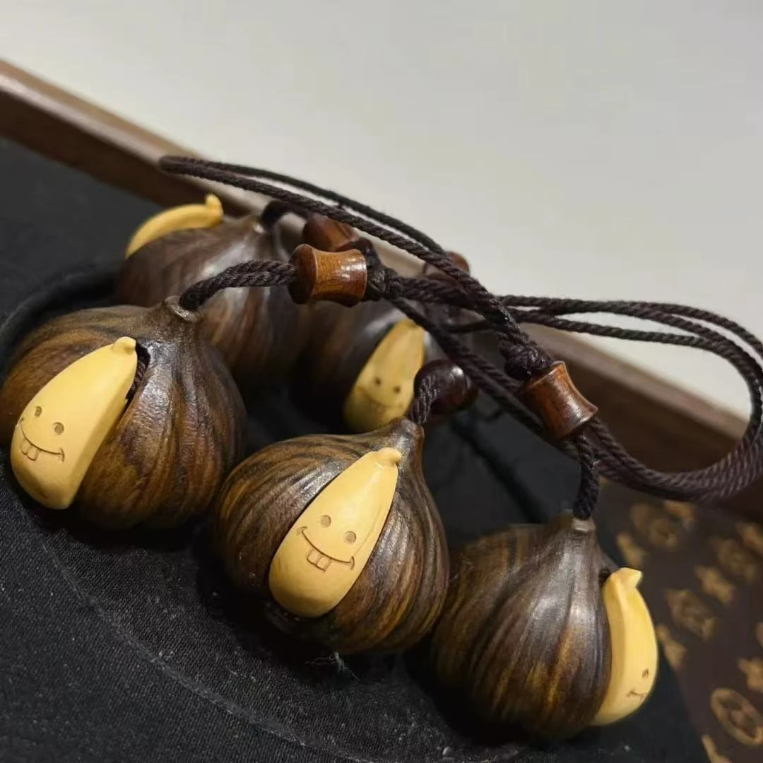 檀木胜蒜在握手机挂DD123058