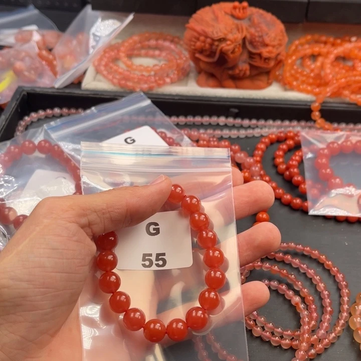 南红玛瑙未镶嵌多样性发货默认微瑕称重10mm