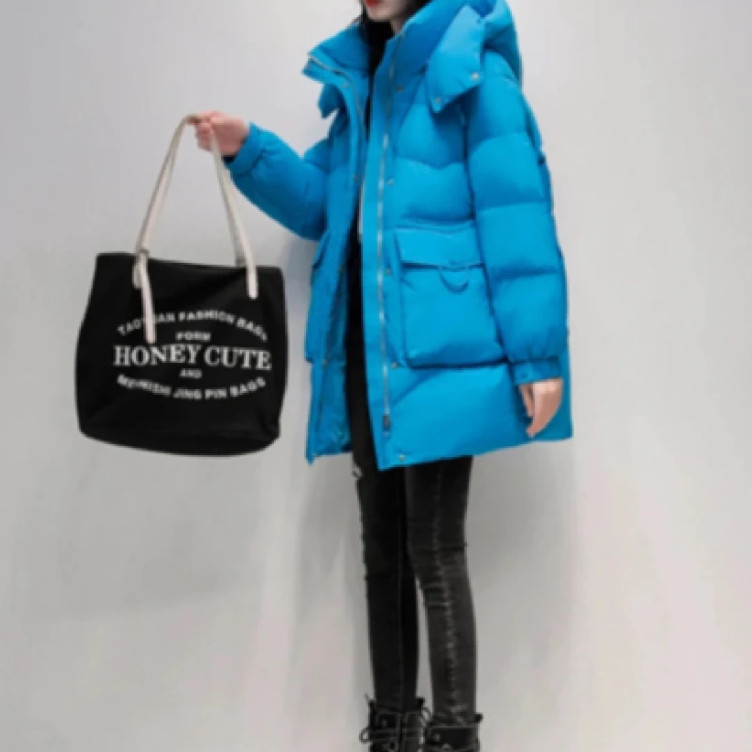 水湖蓝中长款连帽棉衣