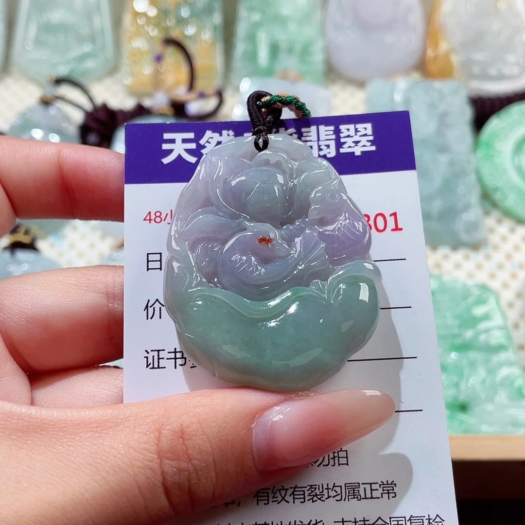 翡翠未镶嵌颈饰鸳鸯