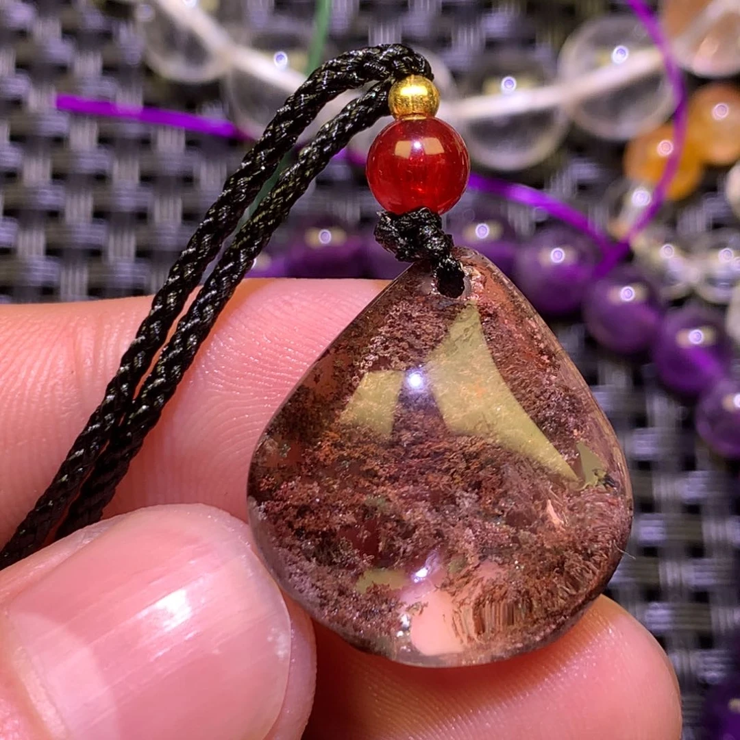 水晶颈饰未镶嵌M****O天然水晶项链搭配