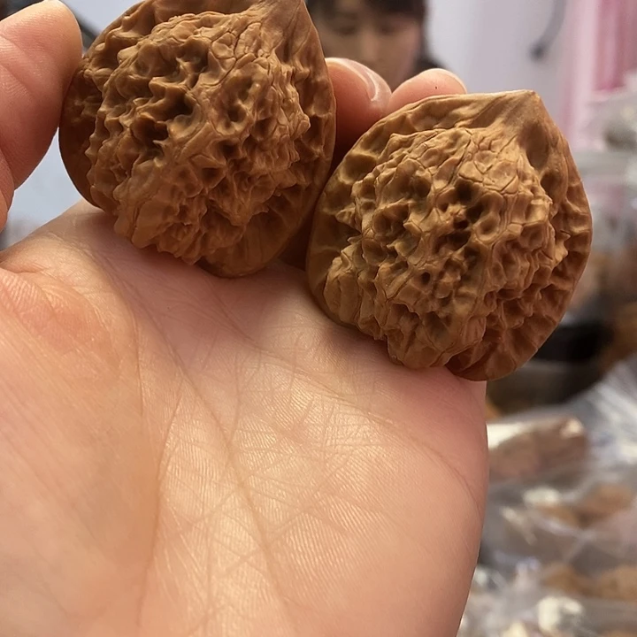 文玩核桃把件40.5官帽老树