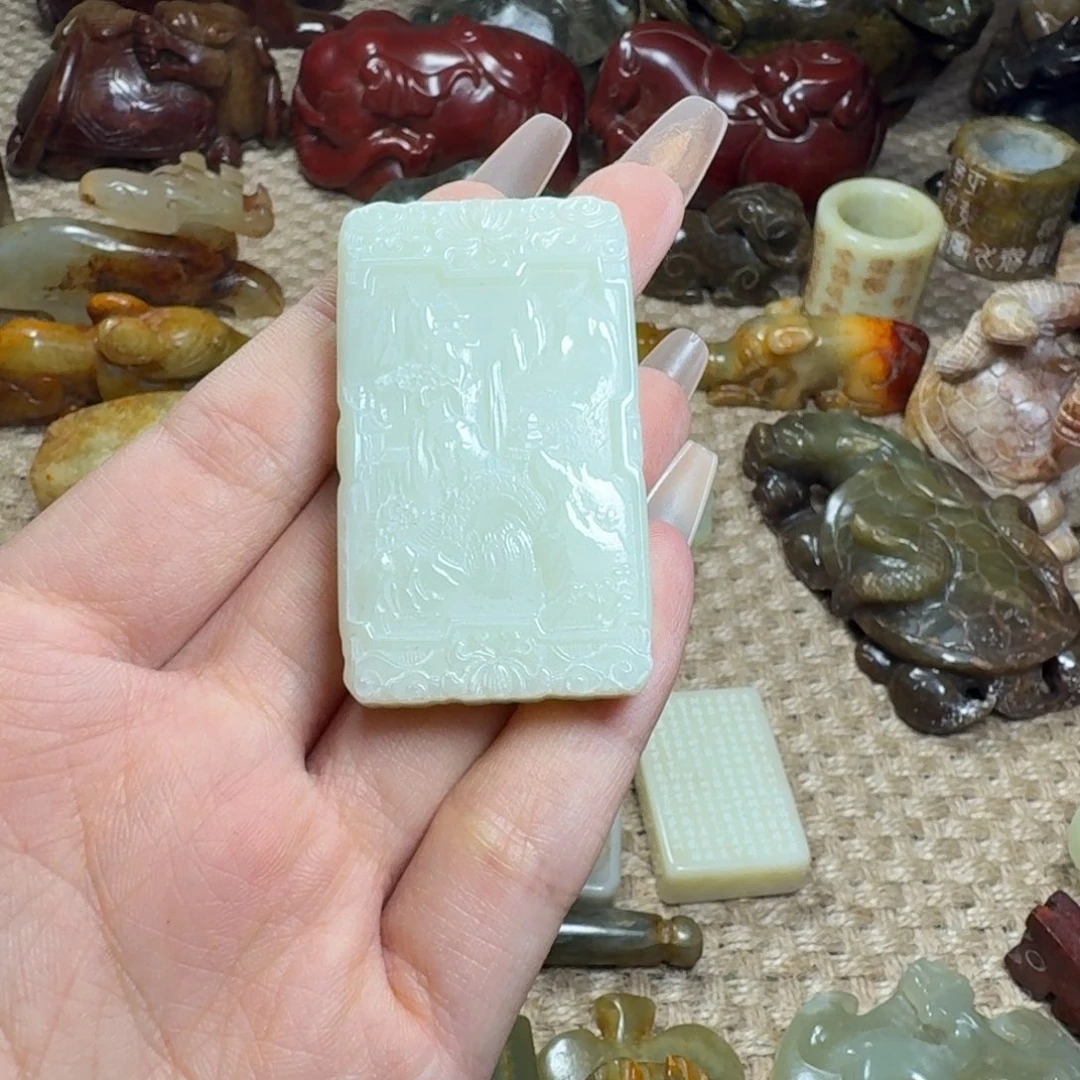 德***枪吊坠白玉菩提挂件