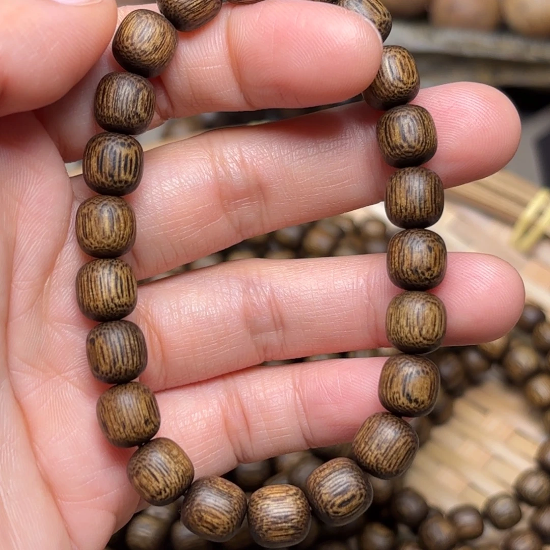 手串沉香越南芽庄黑土沉香8×8单圈