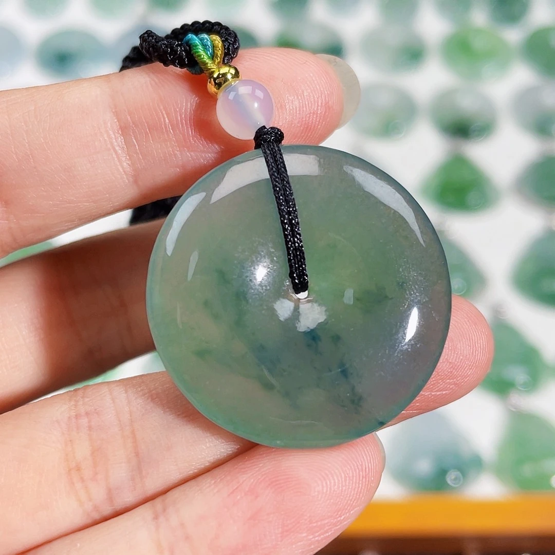 颈饰未镶嵌翡翠吊坠