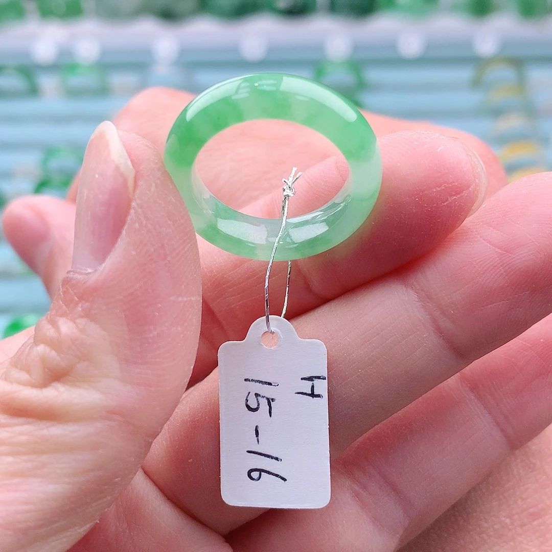 翡翠戒指未镶嵌F****）A货缅甸翡翠