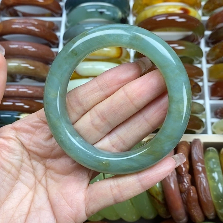 蛇纹石玉手镯未镶嵌58