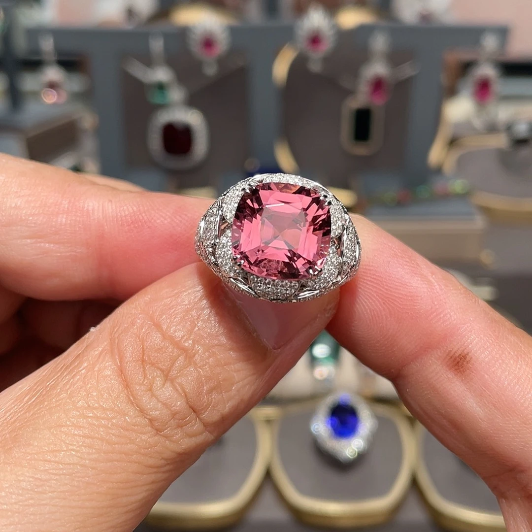 18K金镶嵌戒指碧玺7.13ct