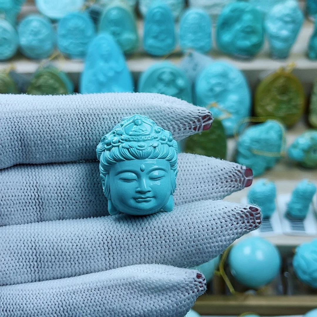 绿松石未镶嵌珠宝奇石