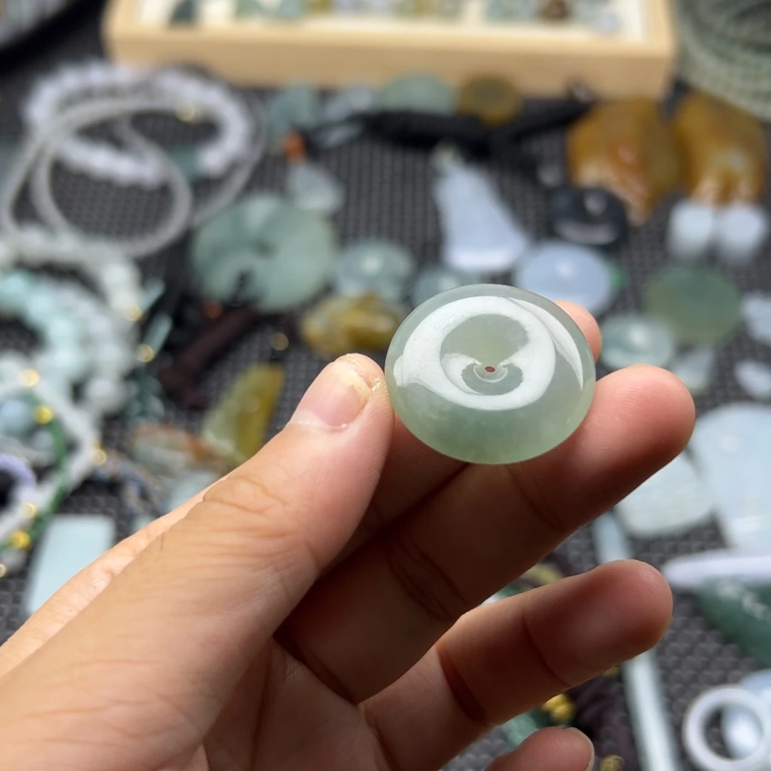 未镶嵌挂件翡翠绿扣子
