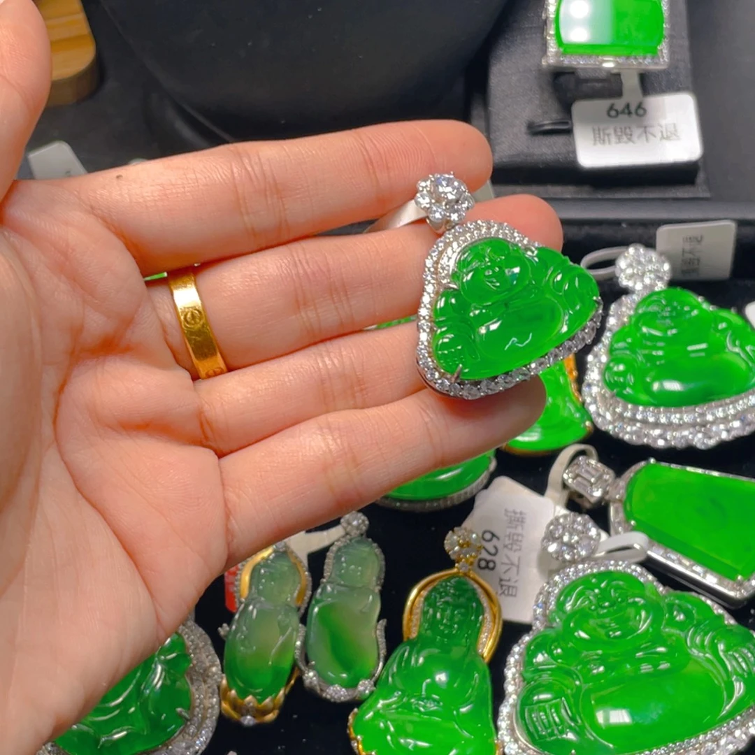 翡翠未镶嵌吊坠(不含链)