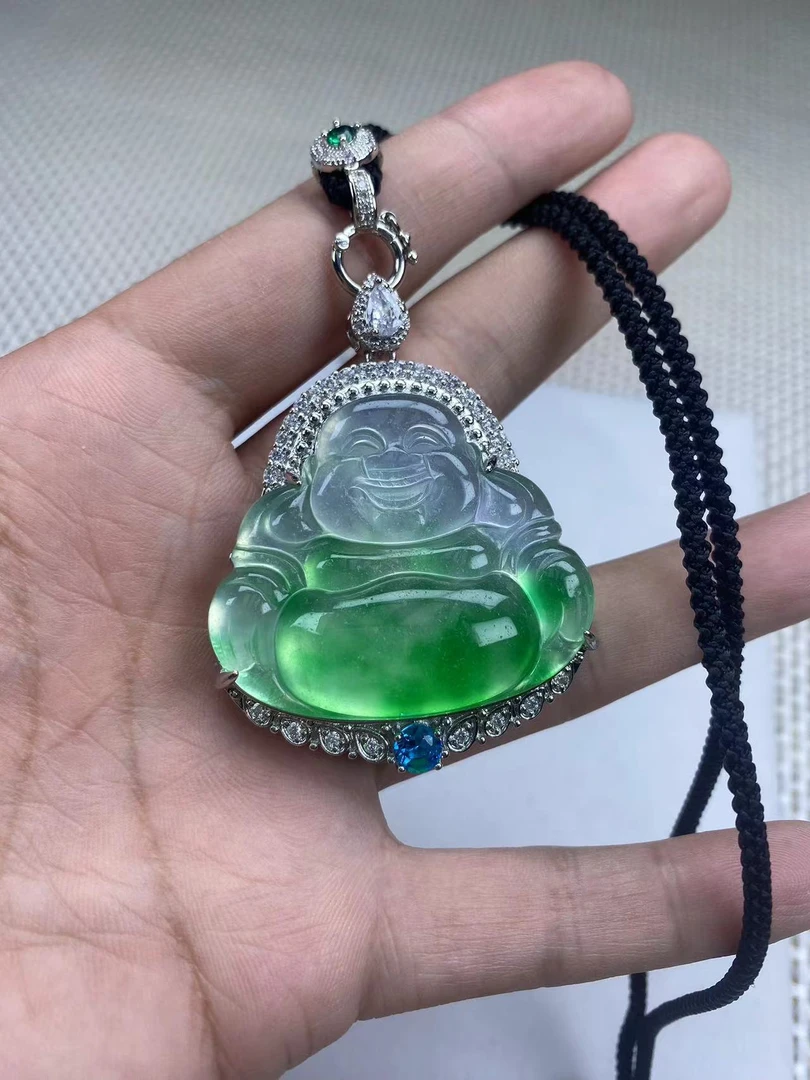 N282飘花佛吊坠经典精品时尚气质百搭情侣多样性发一