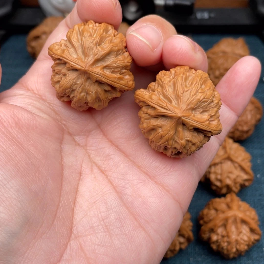 文玩核桃把件灯笼36