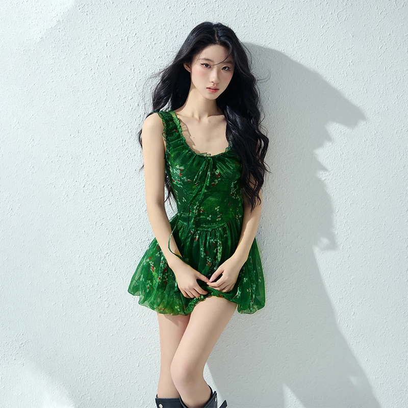 浪漫逃亡"莫奈的笔触"森系墨绿琉璃纱木耳边泡泡裙遮肚连衣裙