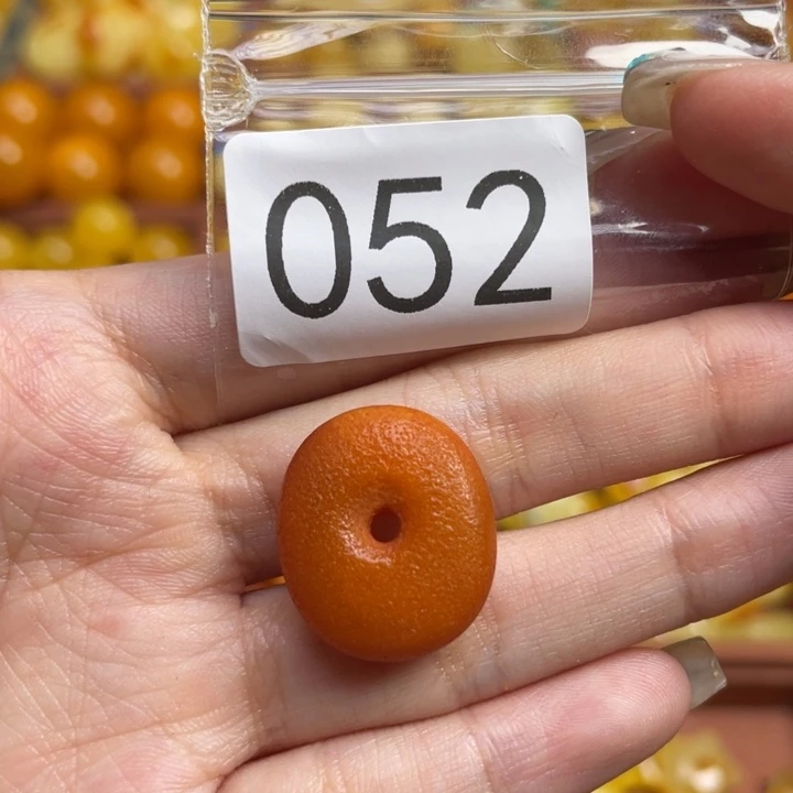 蜜蜡未镶嵌珠宝奇石浓蜡橘皮藏扣